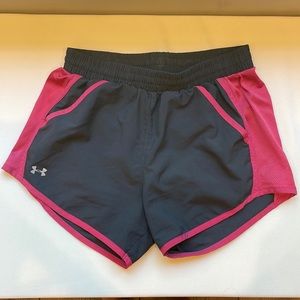 XS/TP Under Armour workout shorts